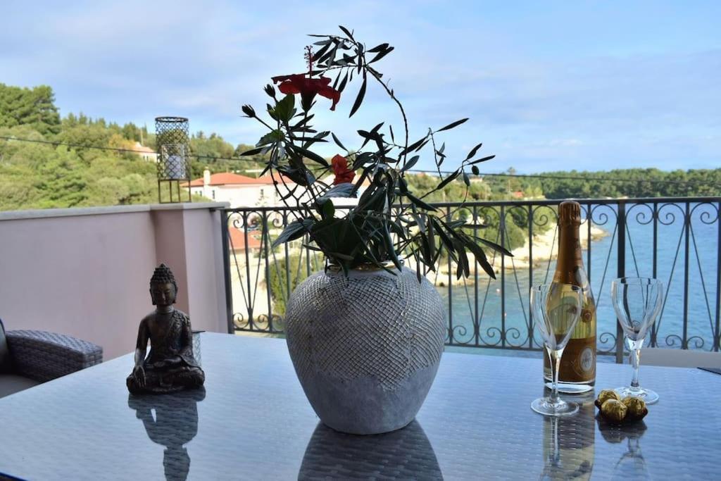 Paradise House Apart3, 5Min Walking Distance To Fiskardo Center Exterior photo